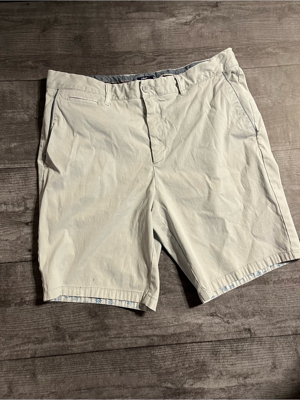 Johnnie-o Men's Light Beige Cotton Blend Shorts size 36 - Picture 3 of 10